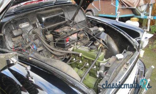 1970' Morris Minor Traveller photo #2