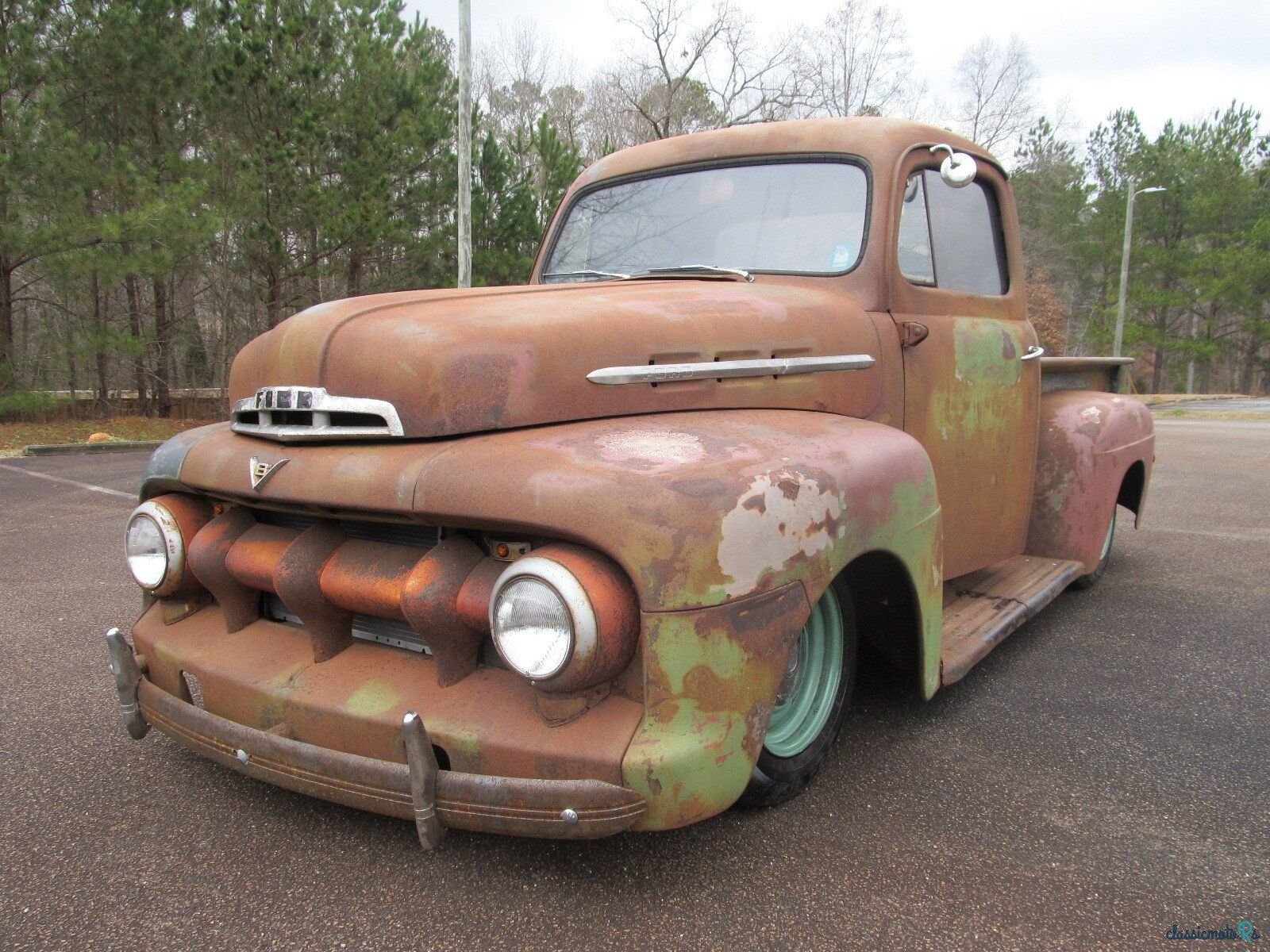 1951' Ford F-1 photo #1