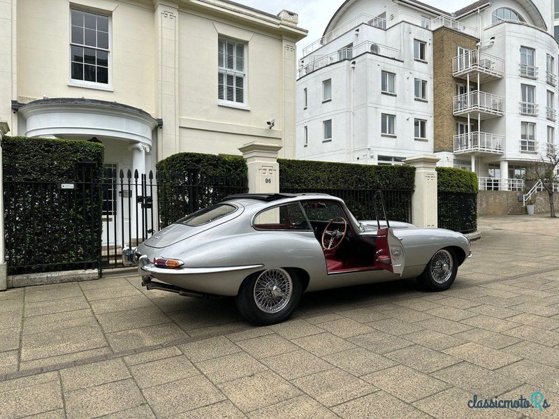 1965' Jaguar E-Type photo #5