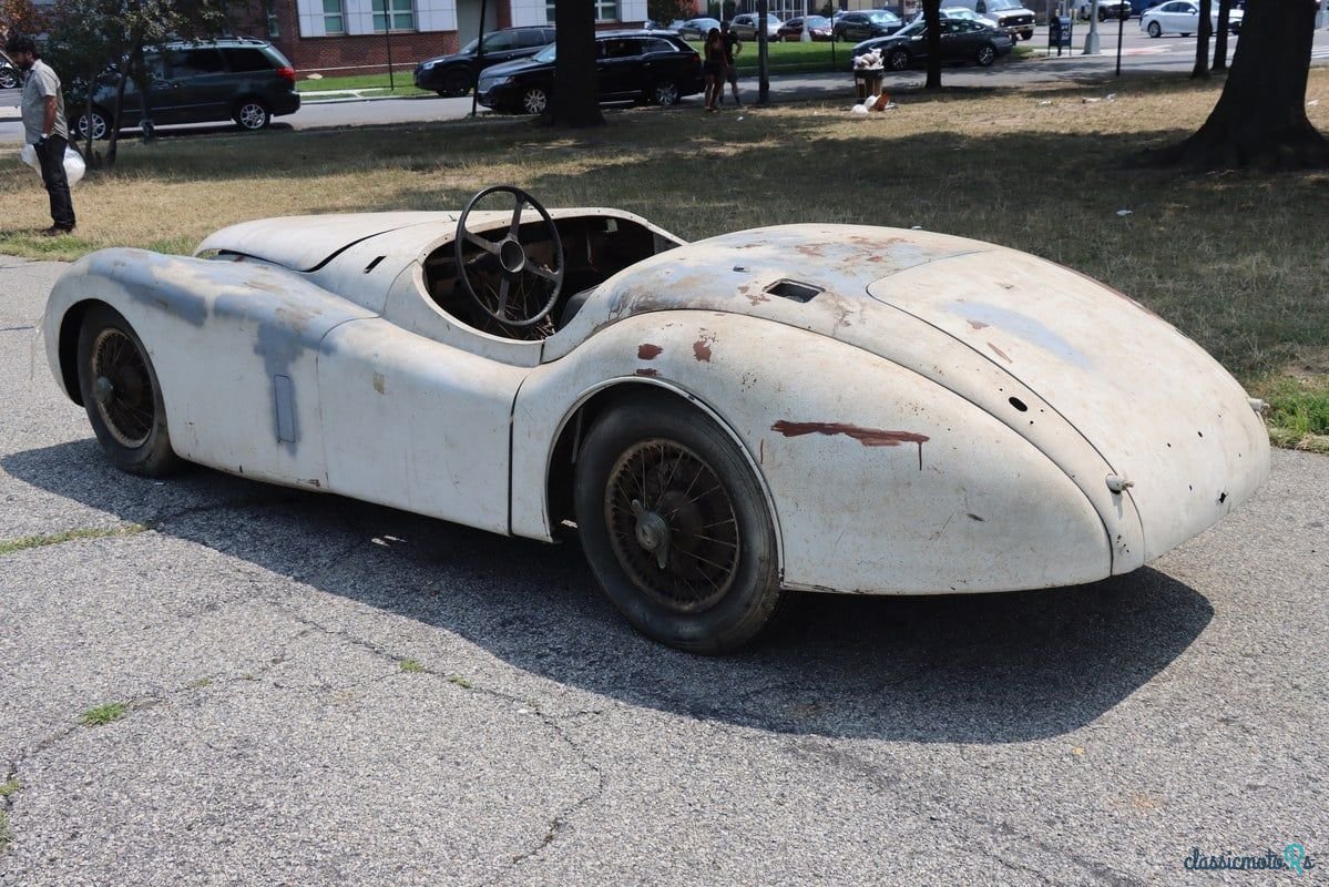 1953' Jaguar Xk120 photo #2
