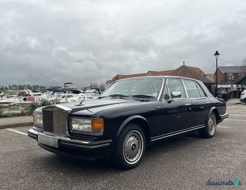 1990' Rolls-Royce Silver Spirit photo #4