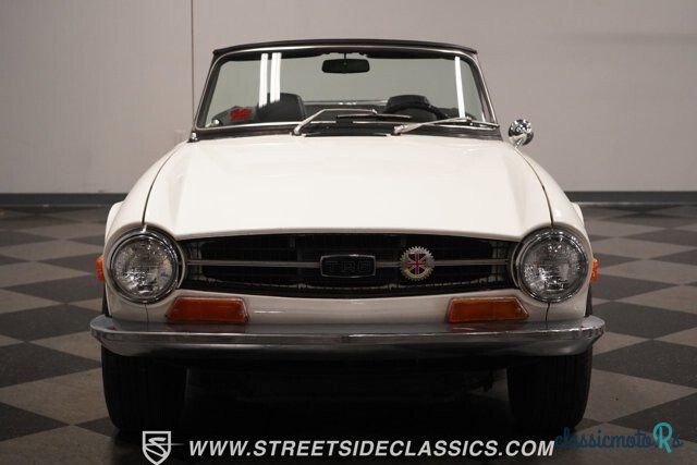 1972' Triumph TR6 photo #5