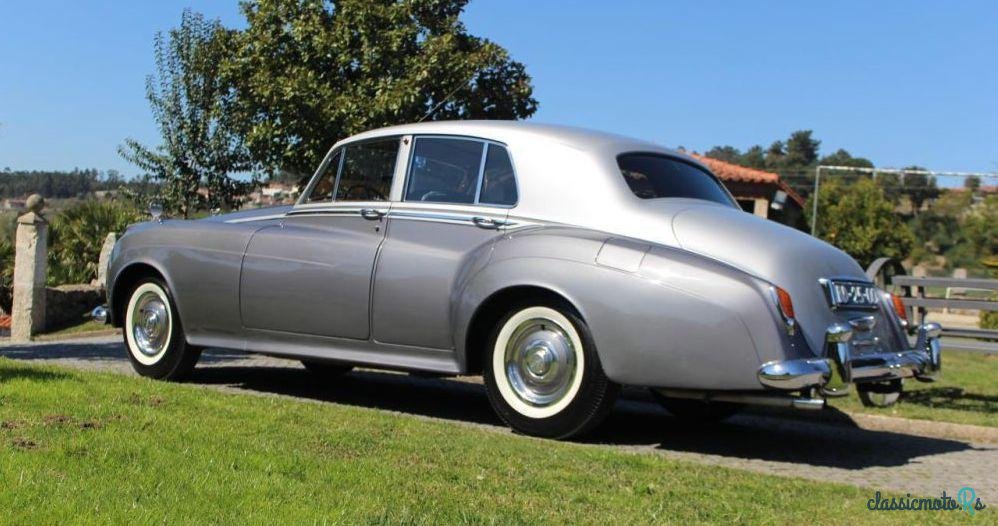 1957' Bentley S1 Luxury Sedan photo #4
