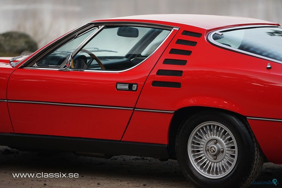 1976' Alfa Romeo Montreal photo #6