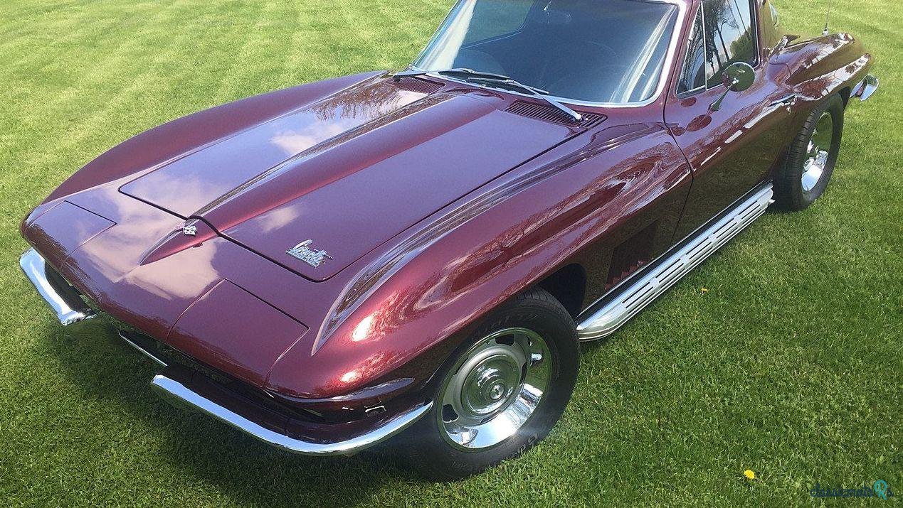 1967' Chevrolet Corvette photo #4