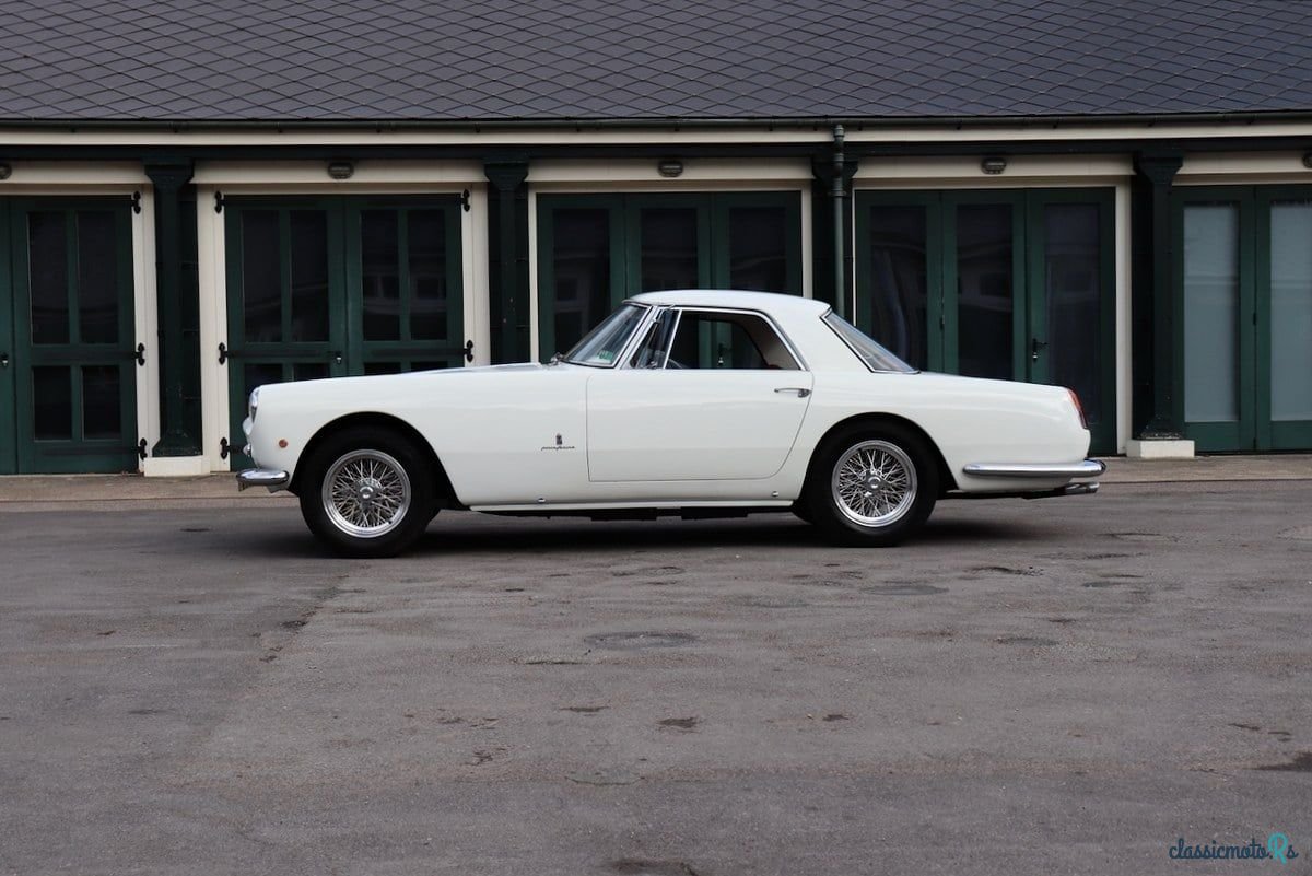 1960' Ferrari 250 photo #3