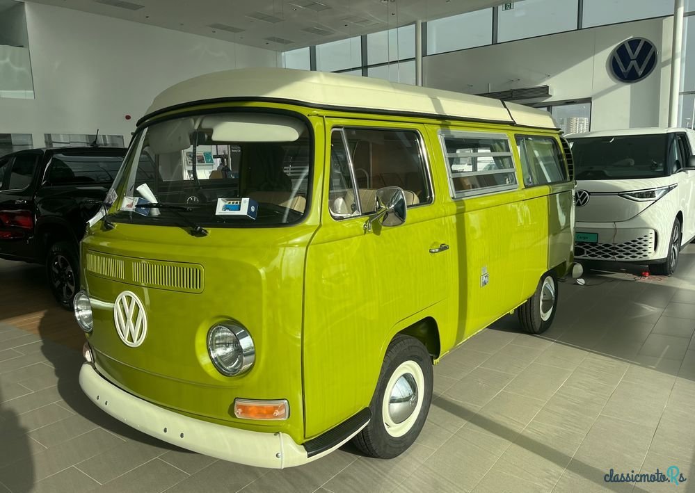 1969' Volkswagen T2 Westfalia photo #1