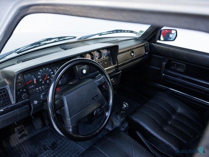 1983' Volvo 240 photo #6