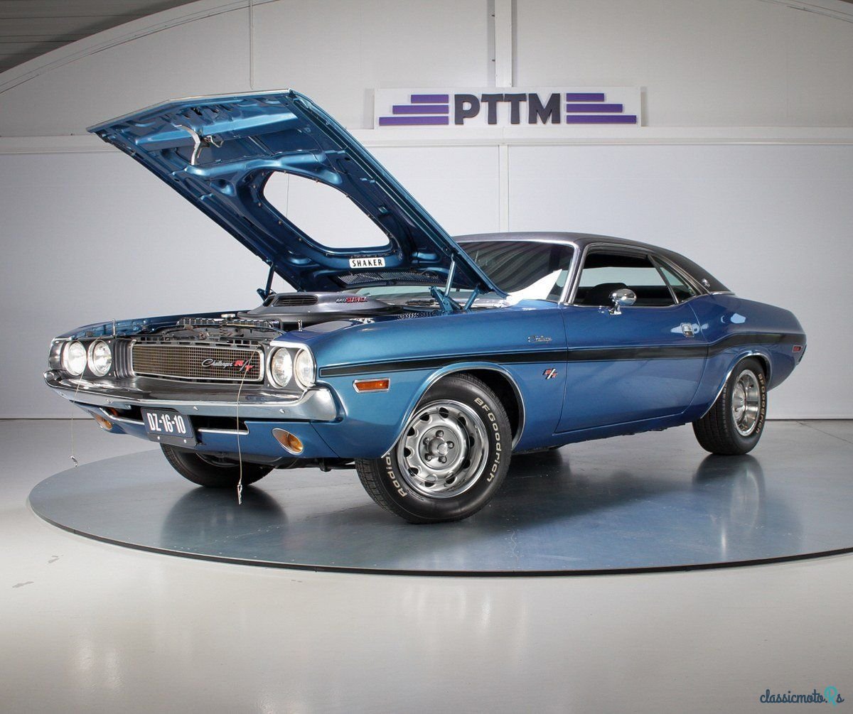 1970' Dodge Challenger photo #2