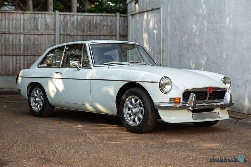 1972' MG MGB photo #1