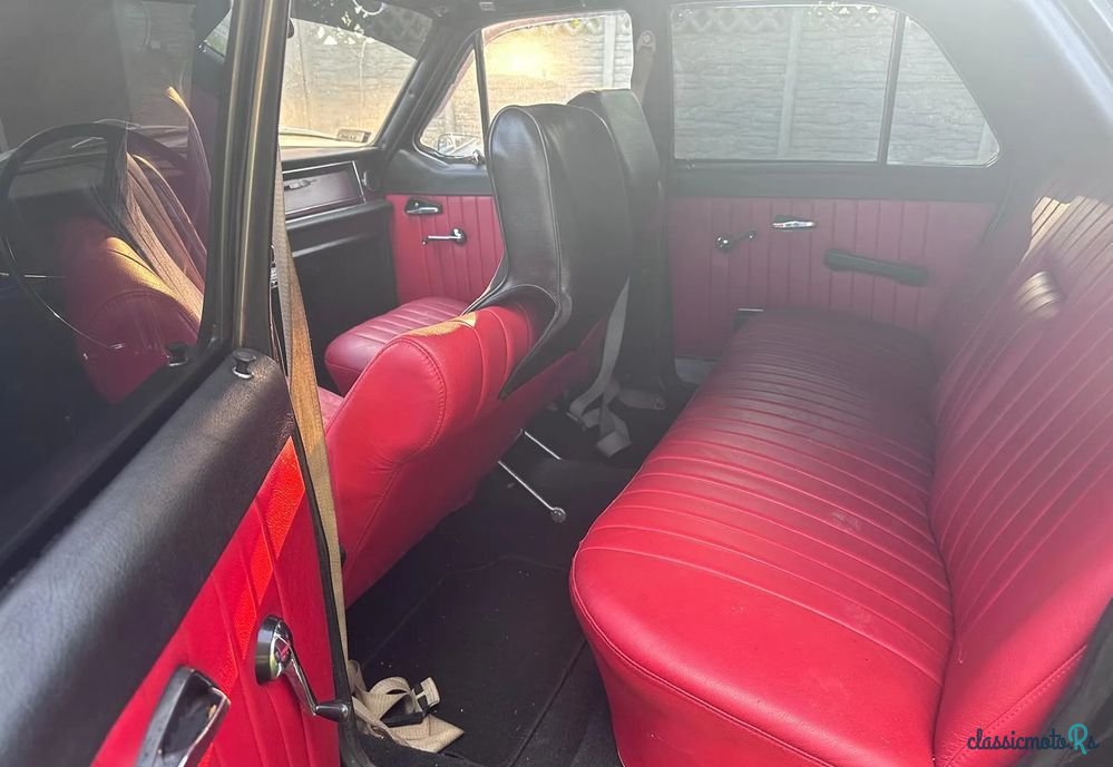 1973' Gaz 24 Wołga photo #5