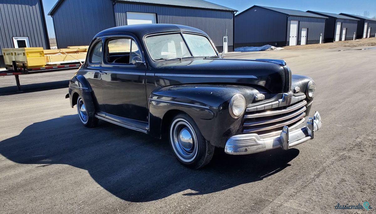 1946' Ford Deluxe Super Deluxe Coupe photo #2
