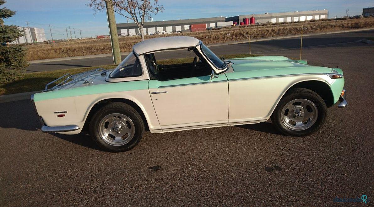 1968' Triumph TR250 photo #3