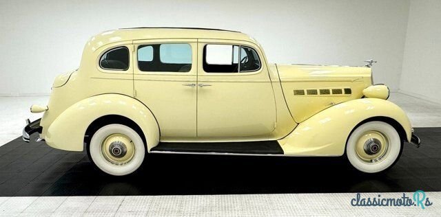 1936' Packard One Twenty photo #6