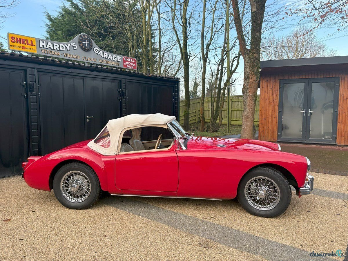 1959' MG MGA photo #2
