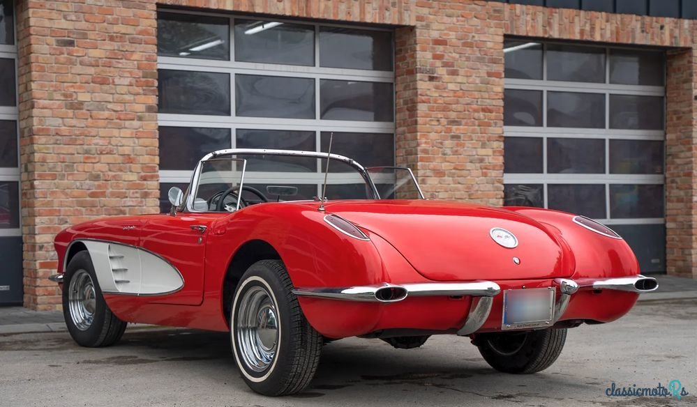 1960' Chevrolet Corvette photo #6