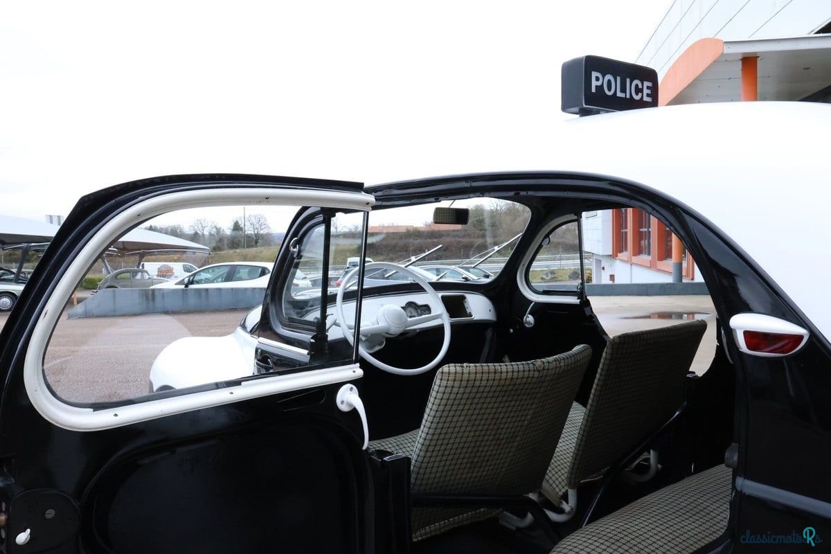 1954' Renault 4CV photo #6