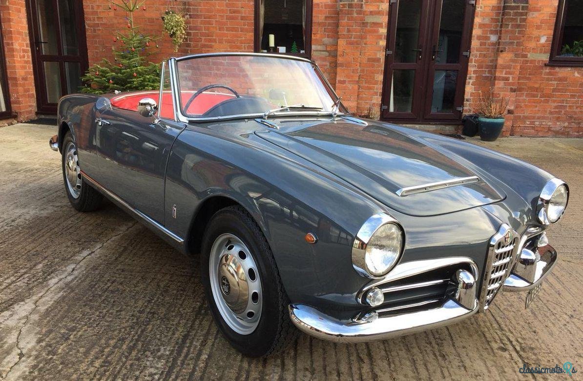 1963' Alfa Romeo Giulia Spyder 101-19 photo #3