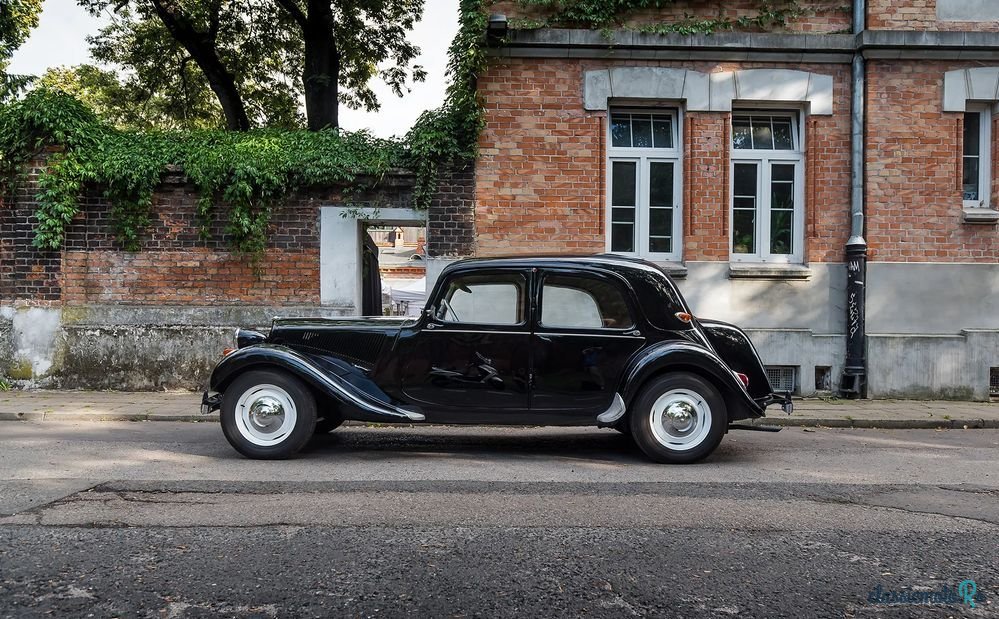 1955' Citroen BL11 photo #3