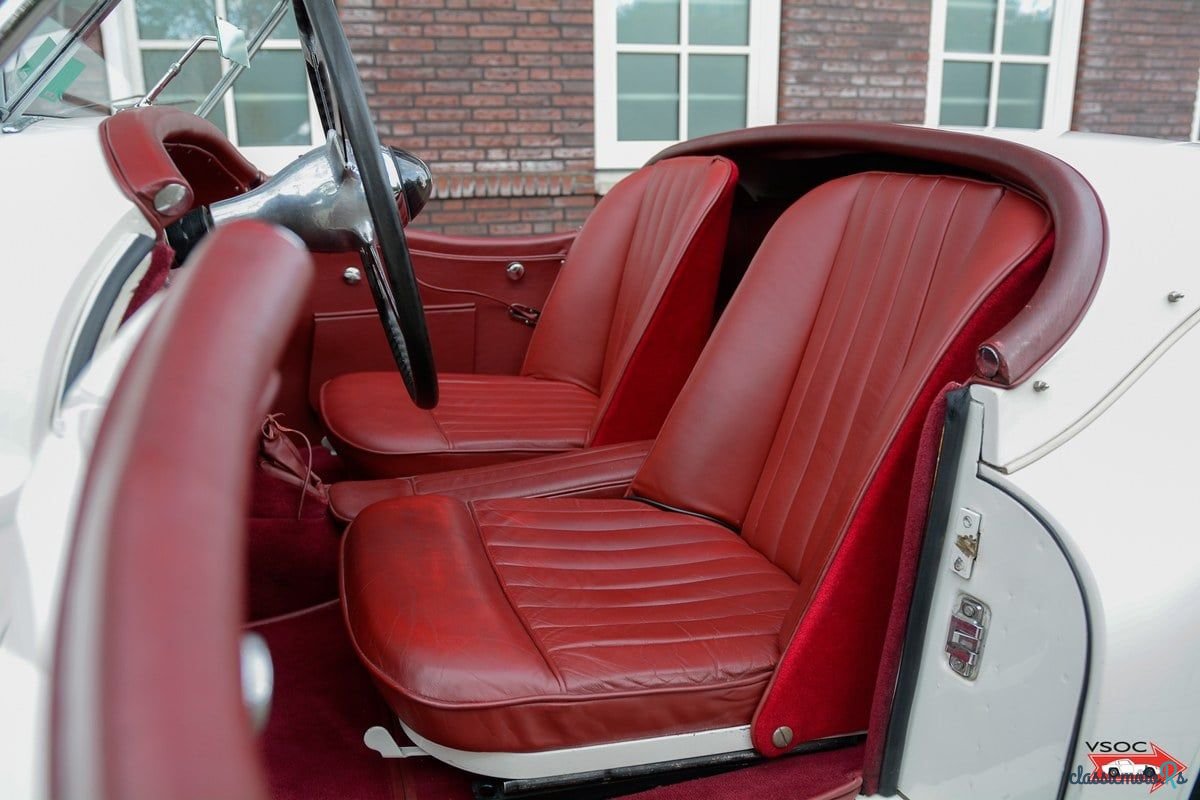 1954' Jaguar Xk120 photo #4