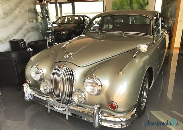 1966' Jaguar Mk Ii photo #1