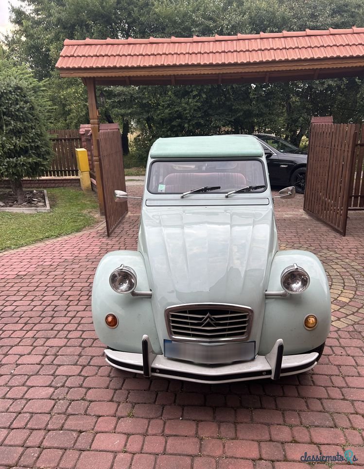 1974' Citroen 2 Cv 6 Club photo #3