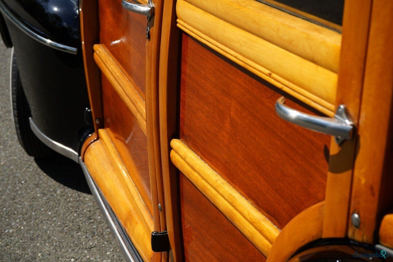 1947' Ford Custom photo #4