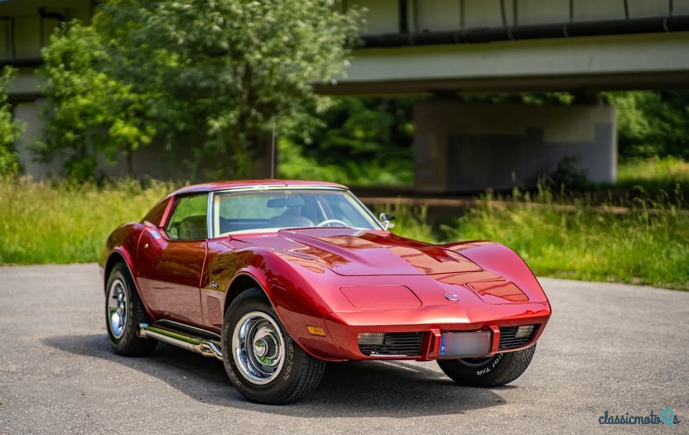 1975' Chevrolet Corvette photo #1