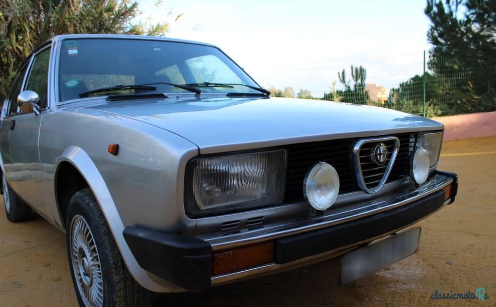 1980' Alfa Romeo Alfetta photo #4