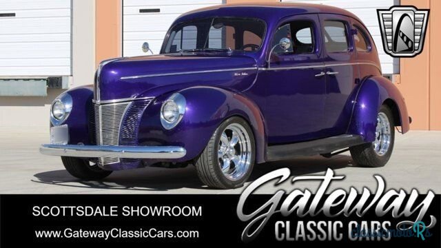 1940' Ford Deluxe photo #1