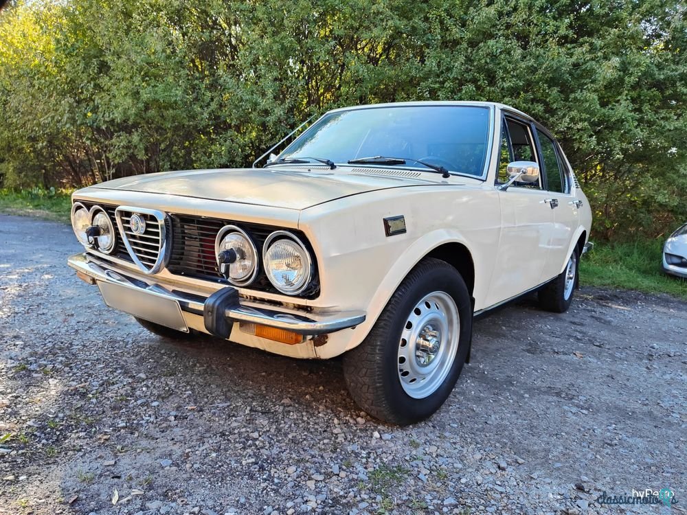 1977' Alfa Romeo Alfetta photo #1