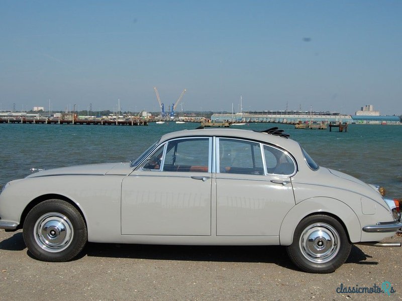 1968' Jaguar Mk II 340 photo #4