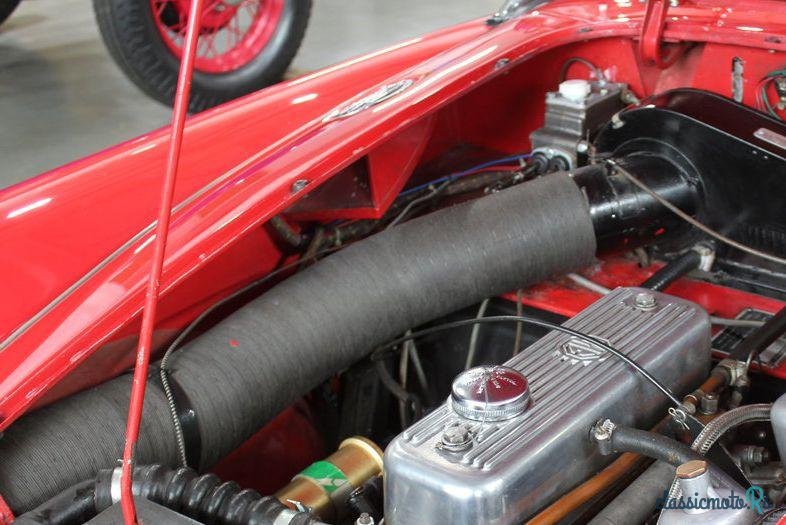 1957' MG MGA photo #2