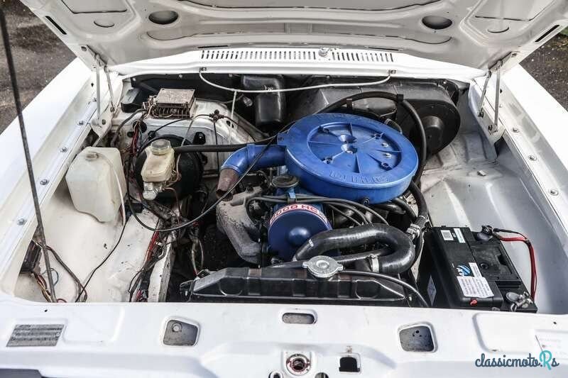 1974' Ford Cortina photo #3