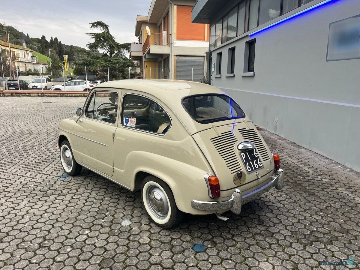 1964' Fiat 600 photo #4