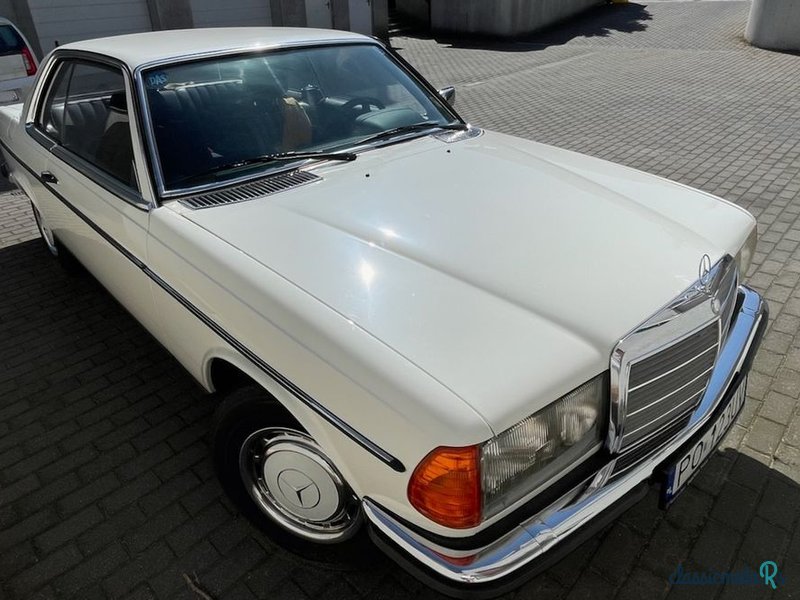 1980' Mercedes-Benz W123 photo #2