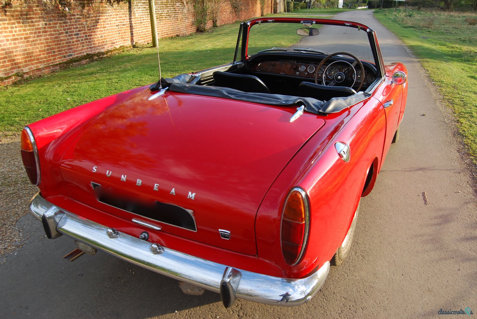 1968' Sunbeam Alpine photo #3
