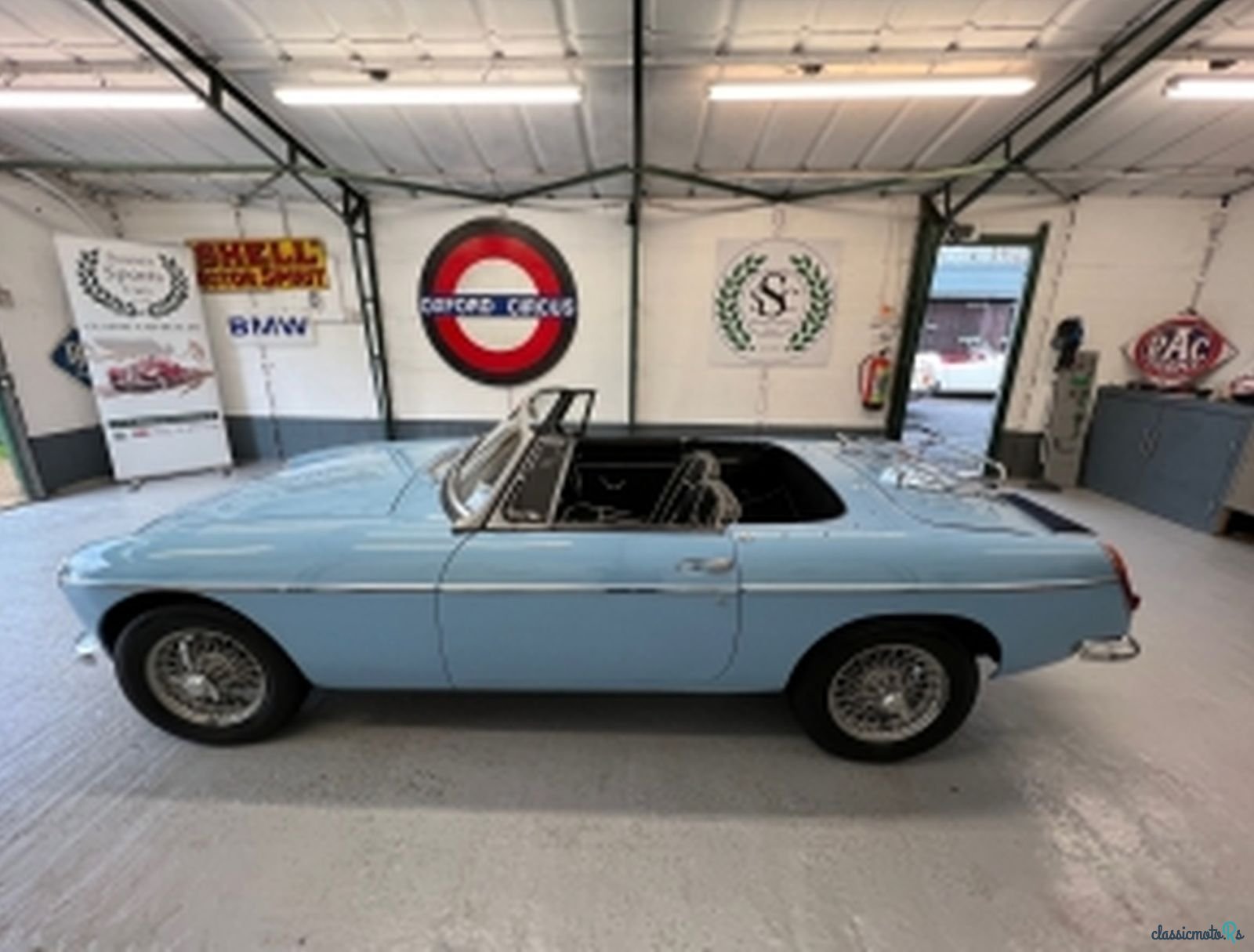 1963' MG MGB photo #3