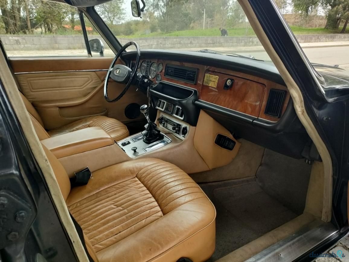 1974' Jaguar XJ photo #5