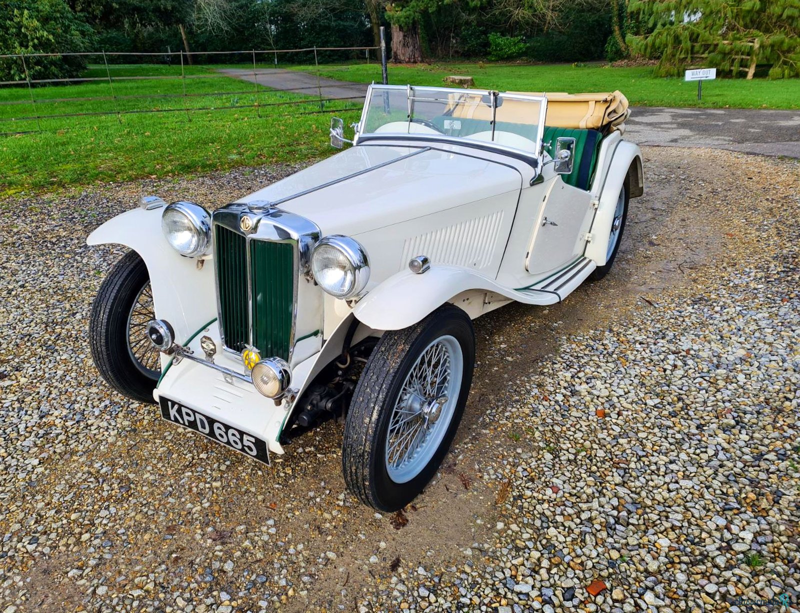 1946' MG TC photo #3