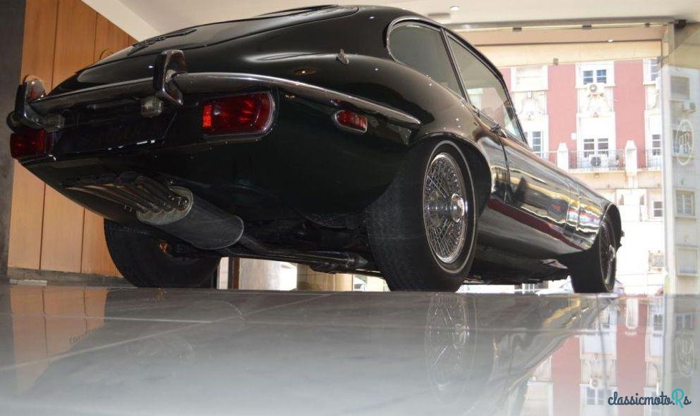 1972' Jaguar E-Type photo #5