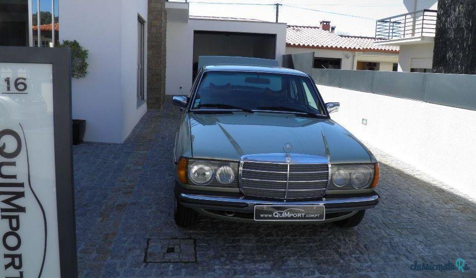 1979' Mercedes-Benz 300 photo #1