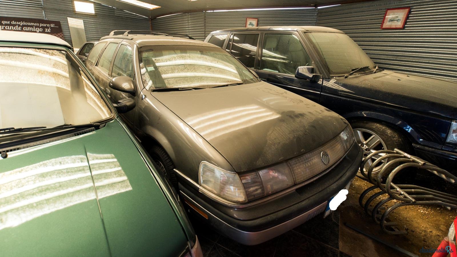 1990' Mercury Sable photo #2