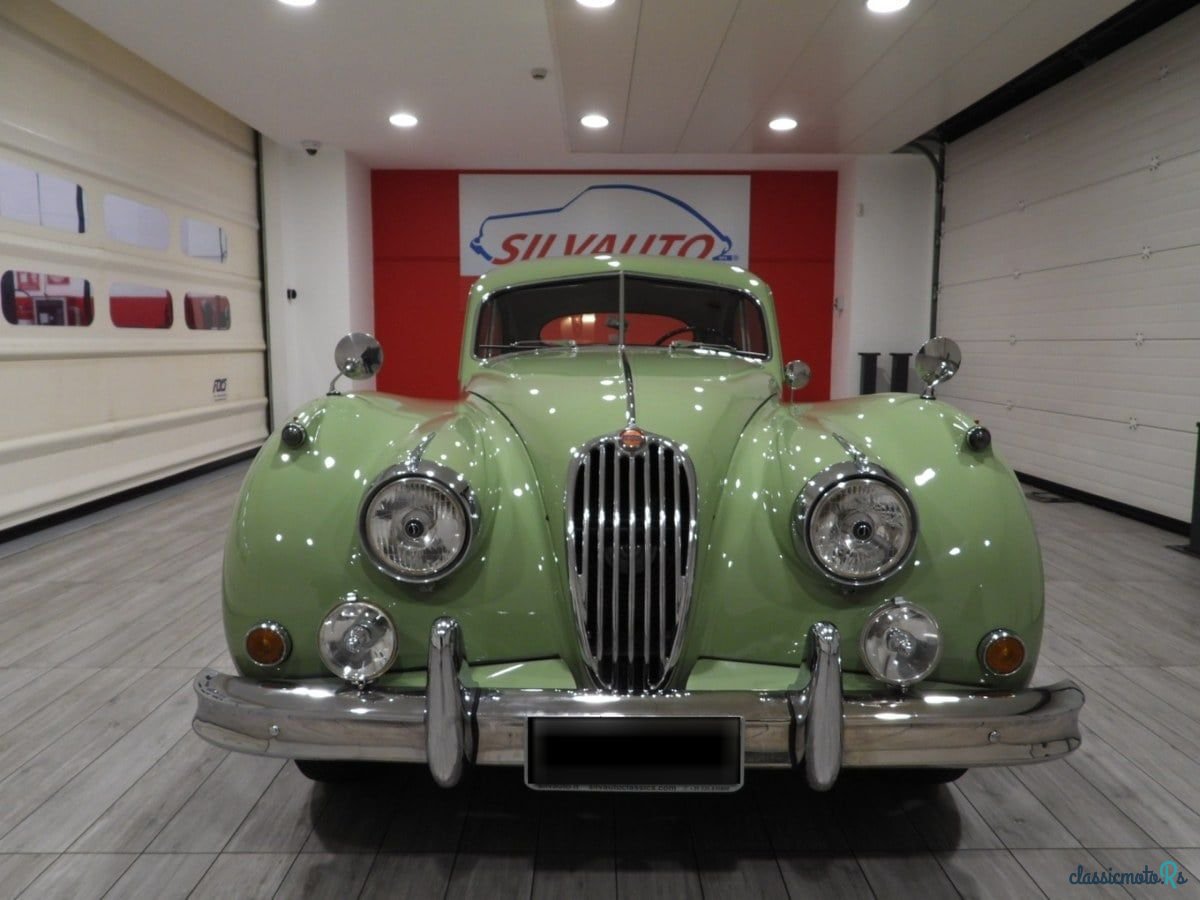 1955' Jaguar Xk120 photo #2