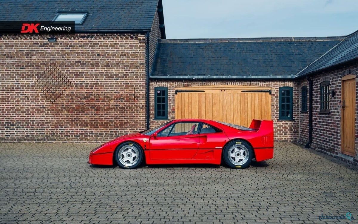 1989' Ferrari F40 photo #5