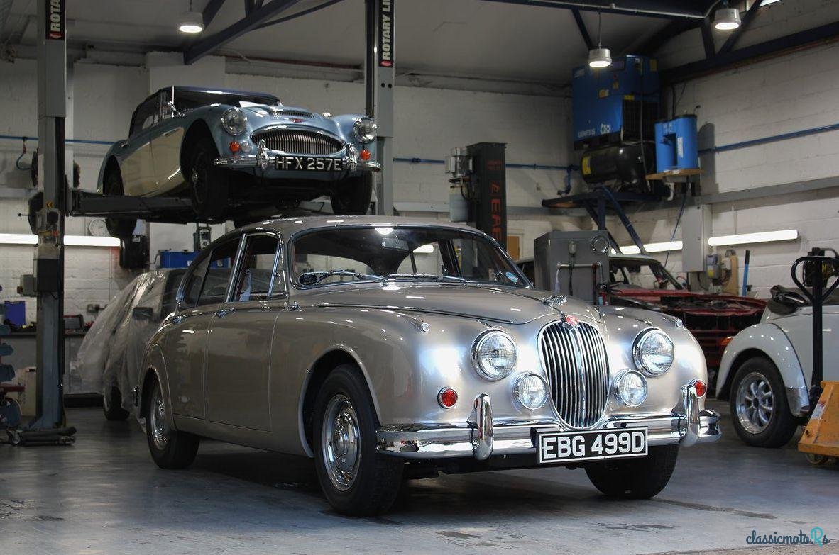 1966' Jaguar Mk2 photo #2