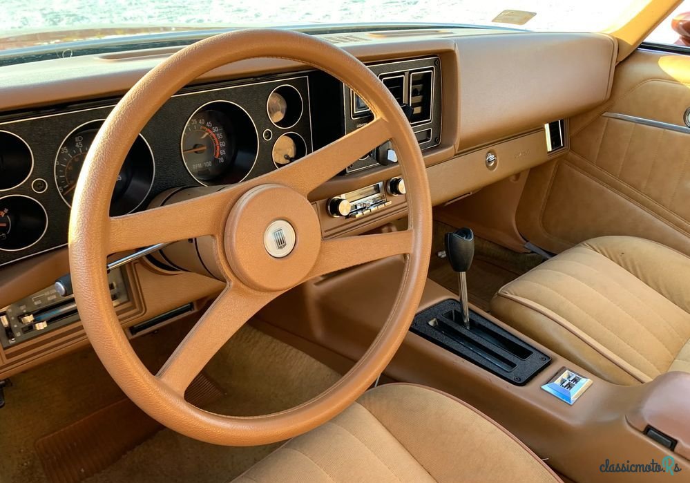 1980' Chevrolet Camaro photo #6