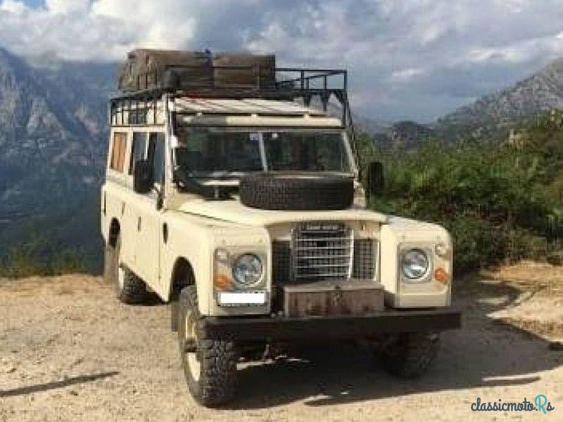 1982' Land Rover 88 photo #3