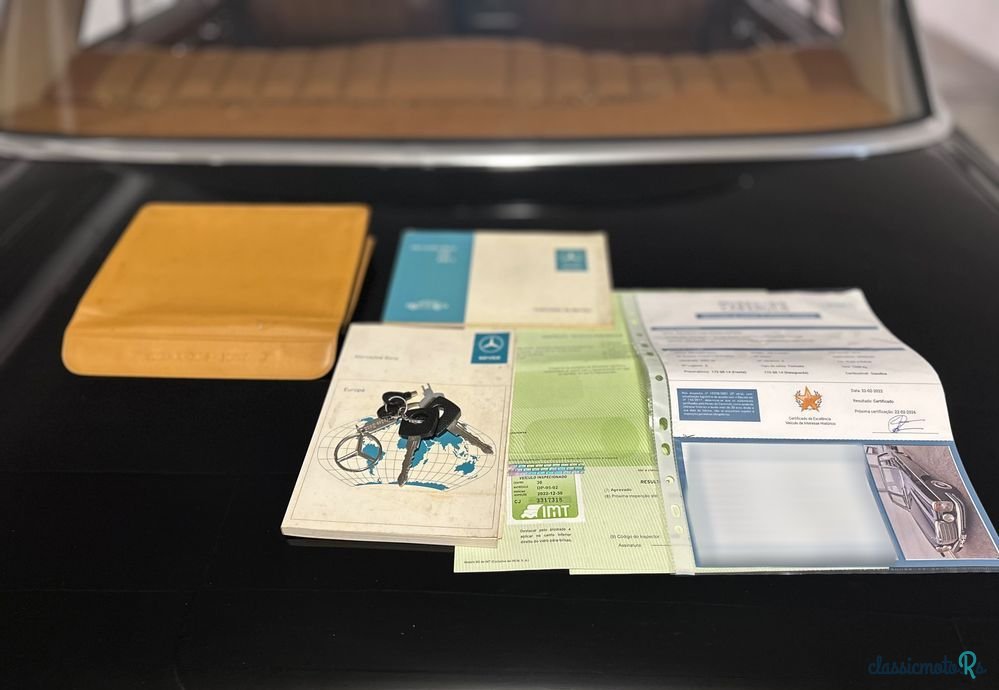 1974' Mercedes-Benz 230 photo #2