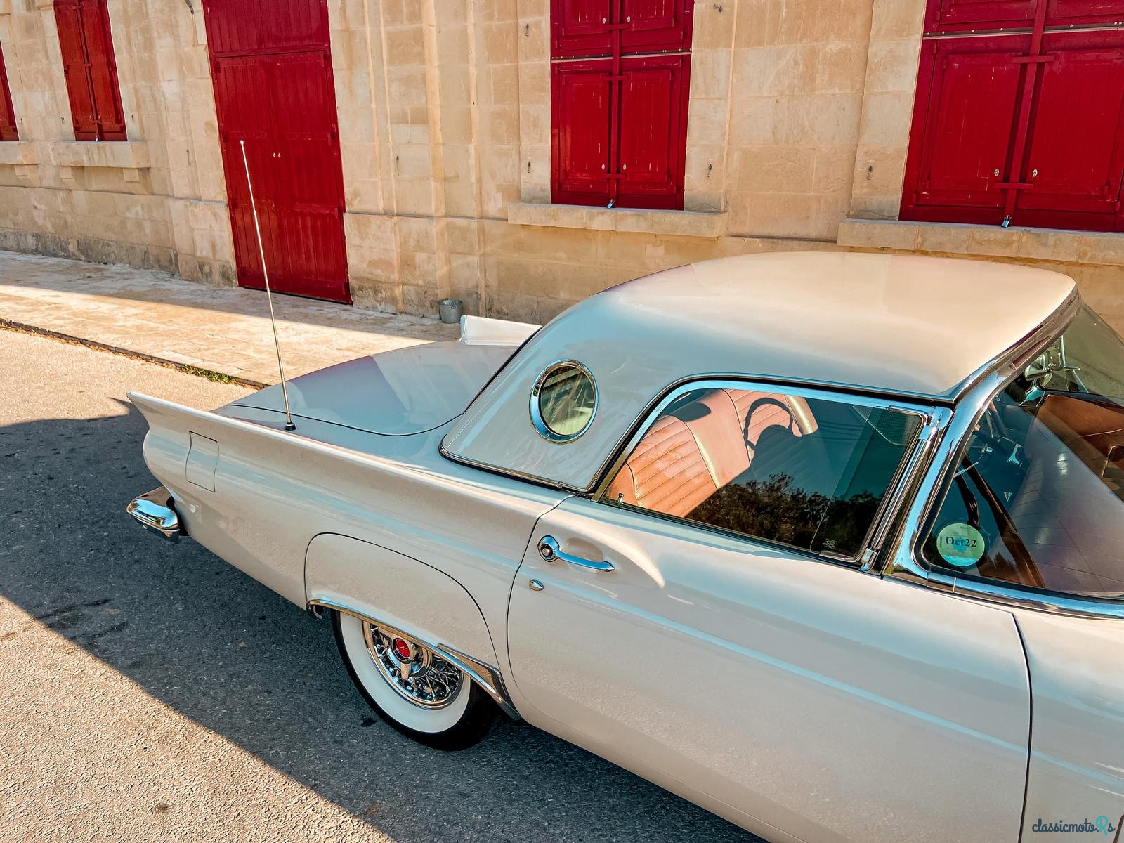 1957' Ford Thunderbird photo #3